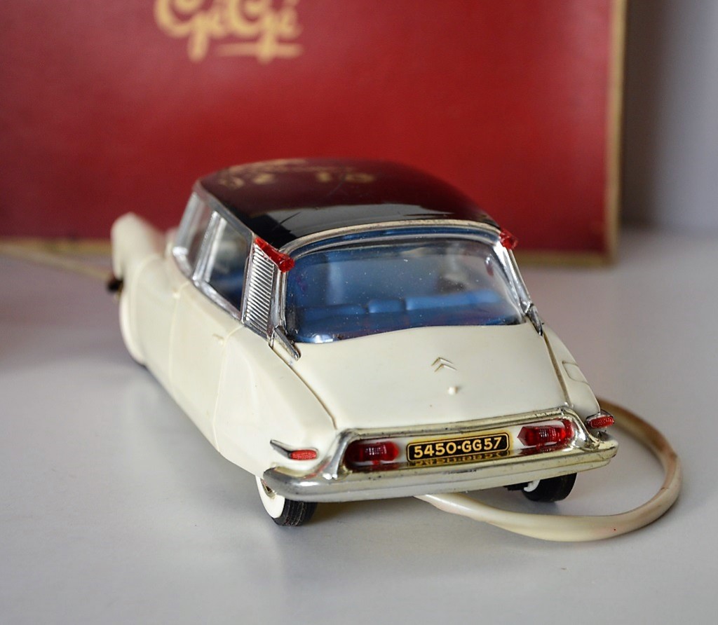 1967 Citroën DS 19 Pallas – Amazing Classic Cars